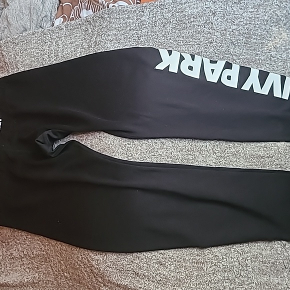 IVY PARK Pants & Jumpsuits Ivy Park Leggings Poshmark